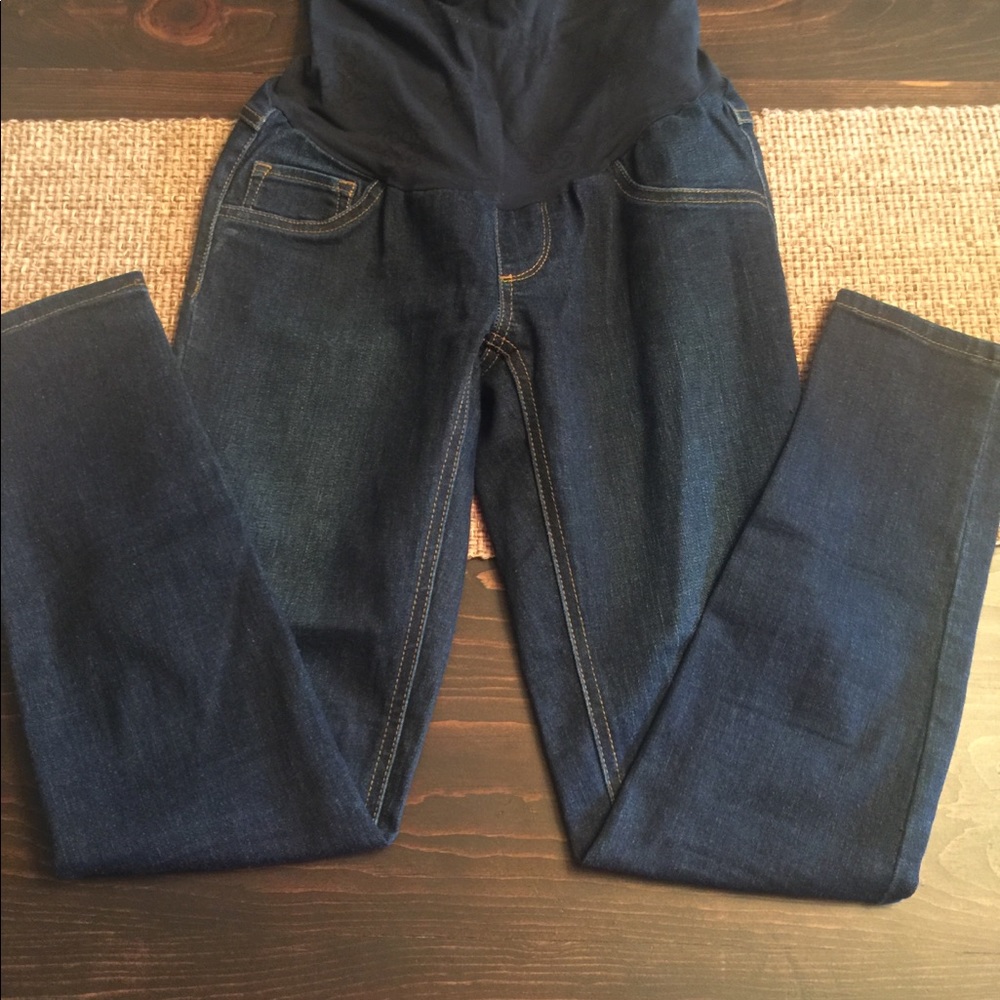 LIKE NEW! Jessica Simpson Maternity Jeans